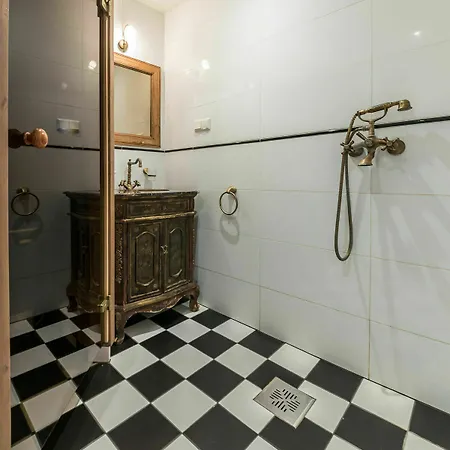 Rataskaevu Hotel Tallinn